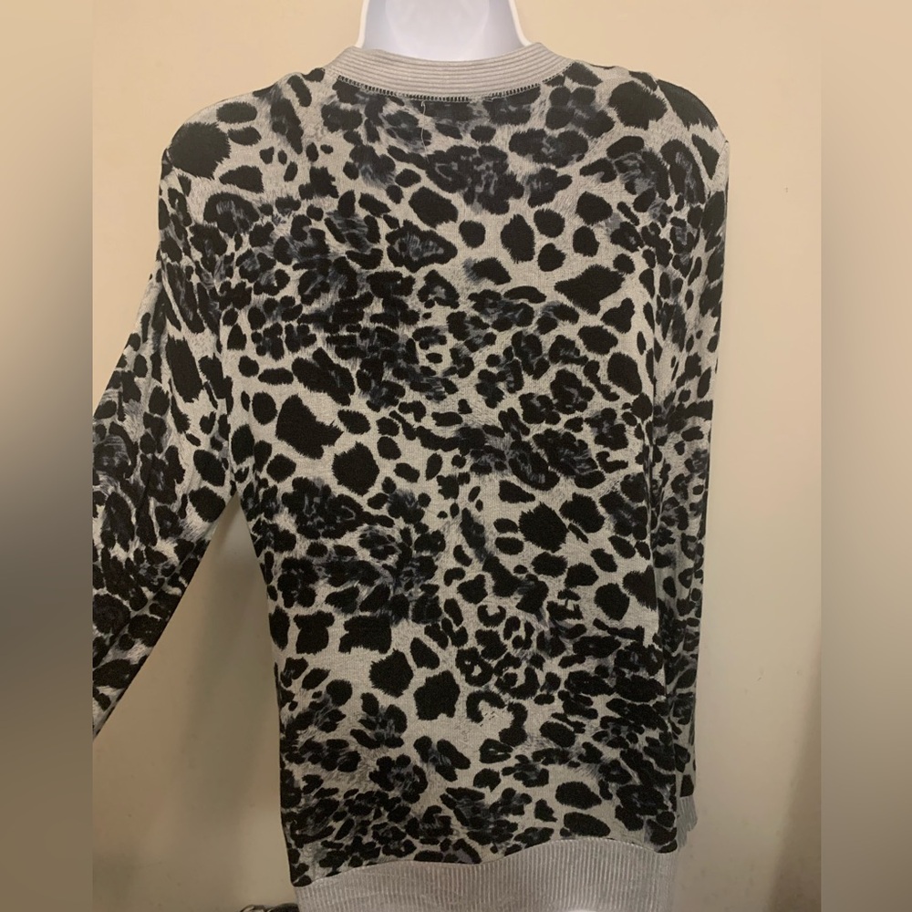NWOT Zenana Black and Gray Animal Print Lightweight Cardigan Sz Large - Picture 8 of 13